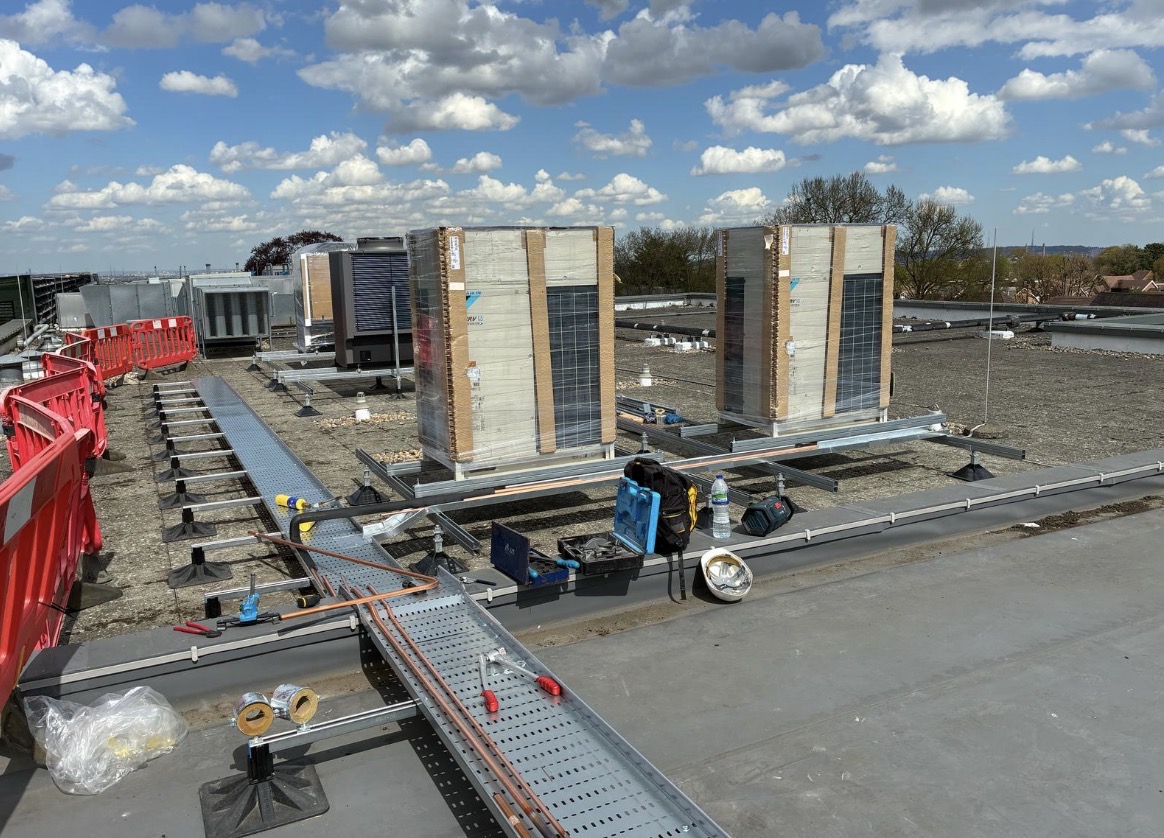 Rooftop air conditioning services installation